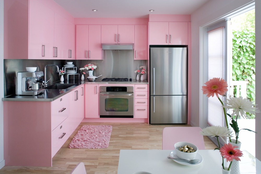 Phòng bếp và những gam màu phấn hồng hiện đại